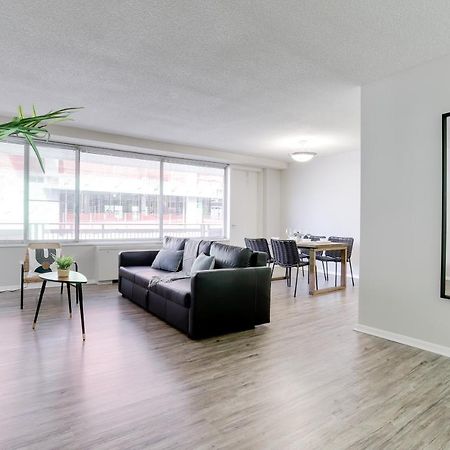 Modern Apartment At Crystal City Arlington Ngoại thất bức ảnh